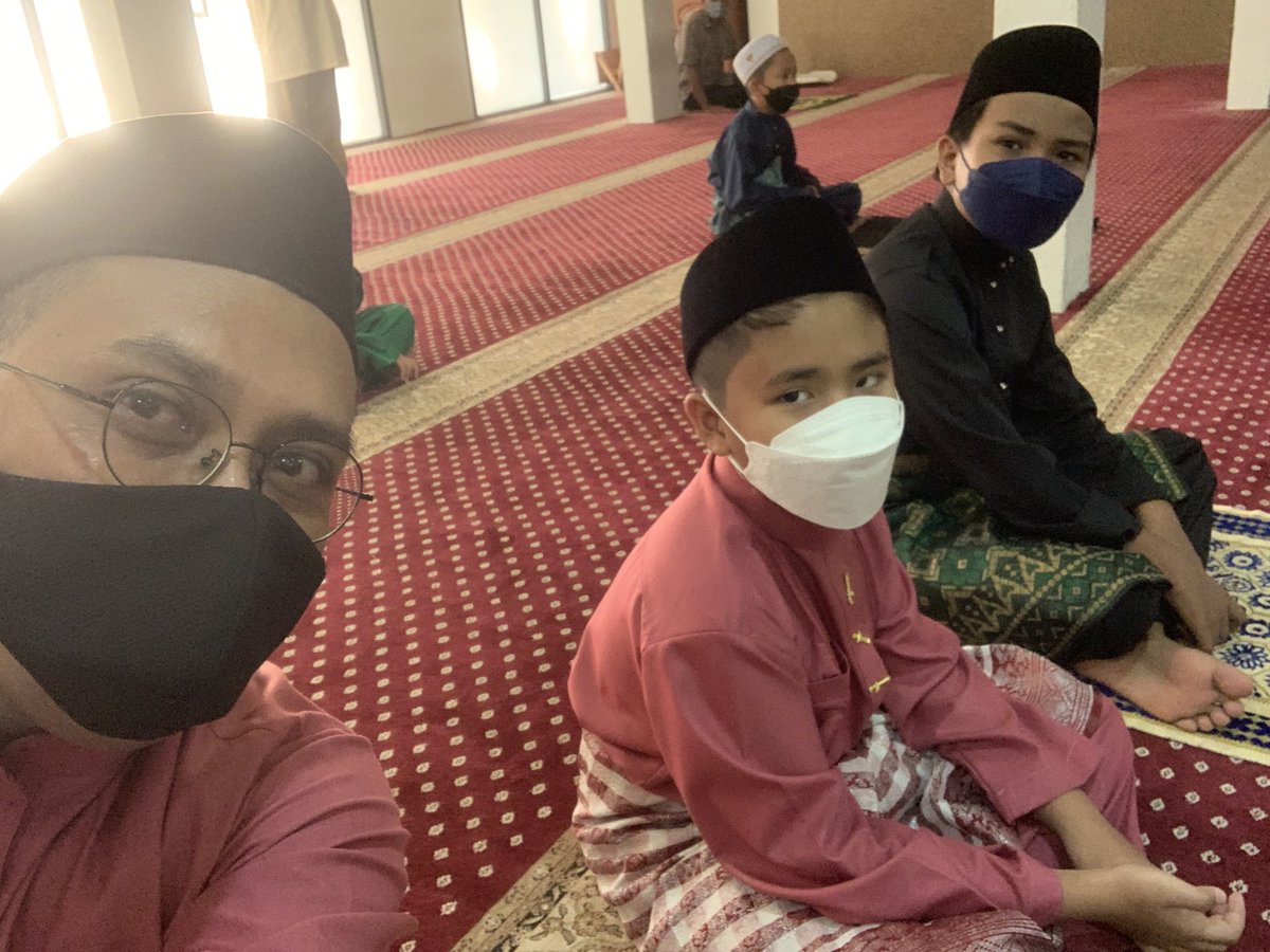 hallajabas's tweet photo. Selamat menyambur hari raya. https://t.co/le5ujQrVeu