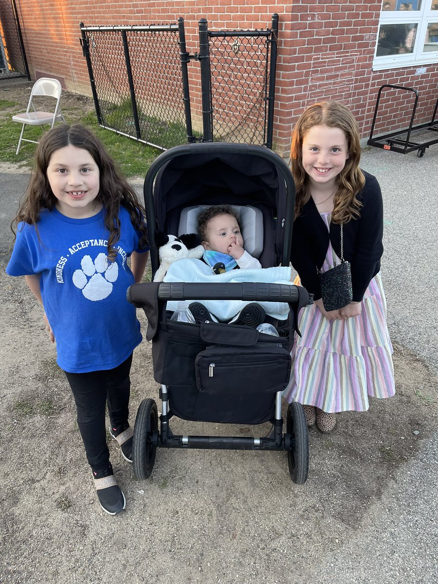 Mrs. Terry tweet media