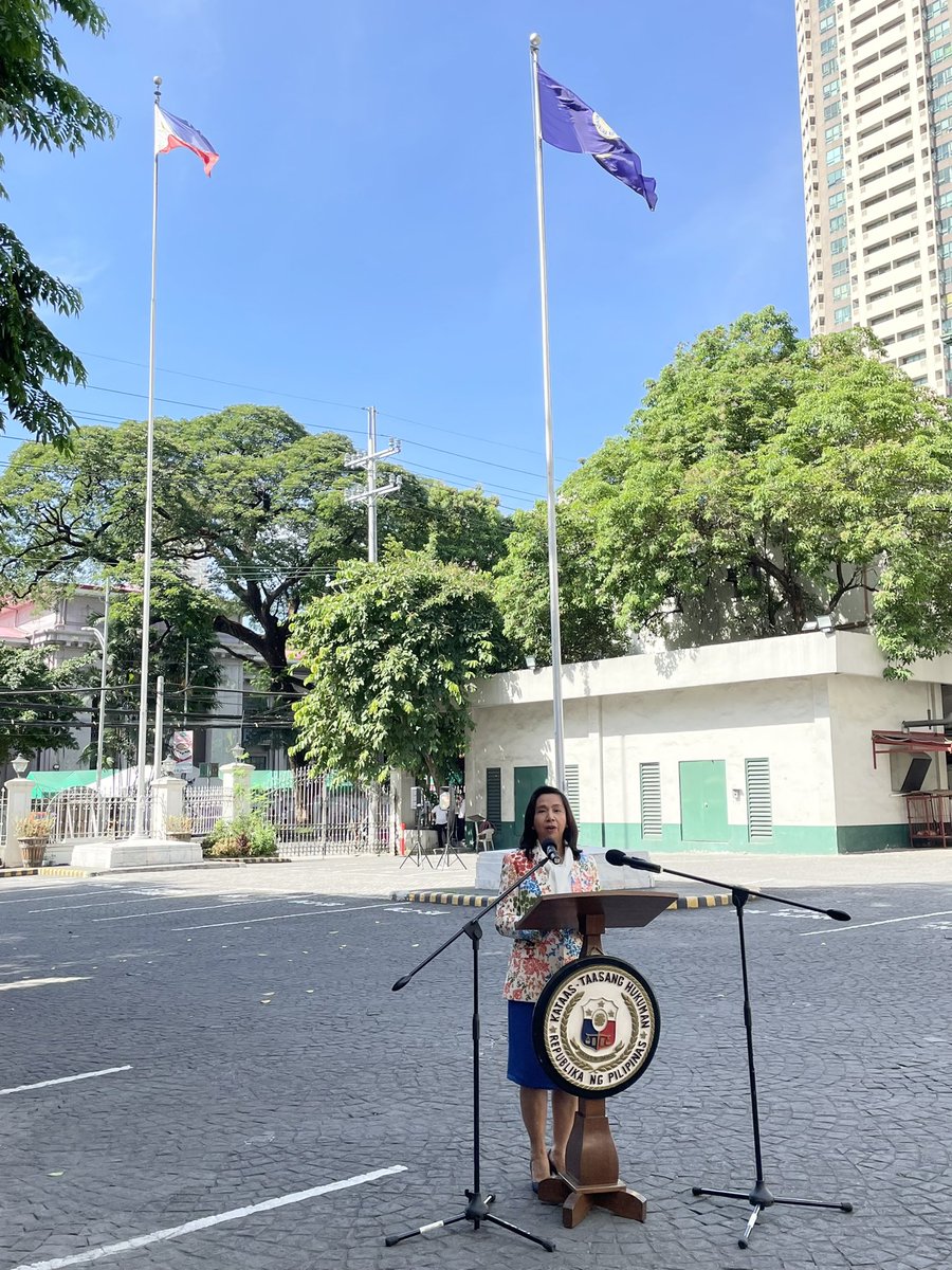 SCPh_PIO's tweet photo. Senior Associate Justice Estela M. Perlas-Bernabe addresses the Members of the Court and SC employees during her last flag ceremony at the Supreme Court courtyard. She retires on May 14, 2022. https://t.co/J8y5jxzCTe