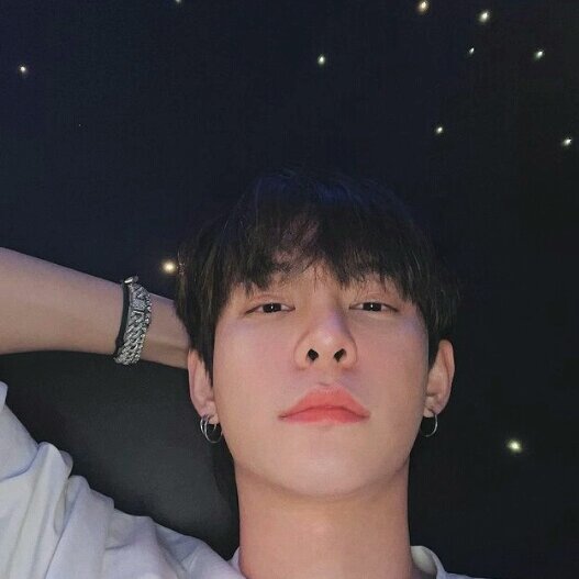 SupanutPh's tweet photo. [🗒Daily Update📝][050222]
@supanut_l
 
My Star and Moon 🌃
------------------
#PhobPhat  #NutSupanutPh #SomethingInMyRoom #SomethingInMyRoomTheseries
#ผมกับผีในห้อง #Supanut #MyAries https://t.co/UlOAoDvSRt