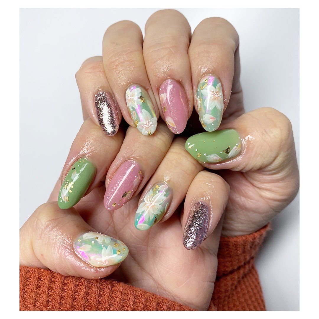 Spring Nail Art Collection 🌷

やっぱり春のデザイン大好き☺️💖

#art #floralart #floral #flowers #nail #ネイル #ネイルアート