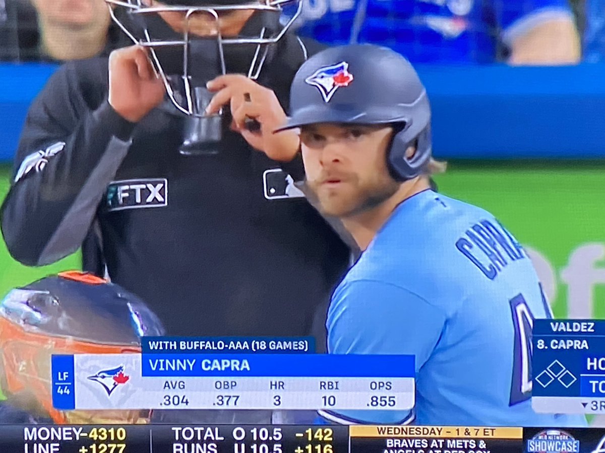 #MLB debut for <a href="/SpiderBaseball/">Richmond Baseball</a> alum Vinny Capra today with the <a href="/BlueJays/">Toronto Blue Jays</a>! 

Once a 🕷, always a 🕷! #OneRichmond
