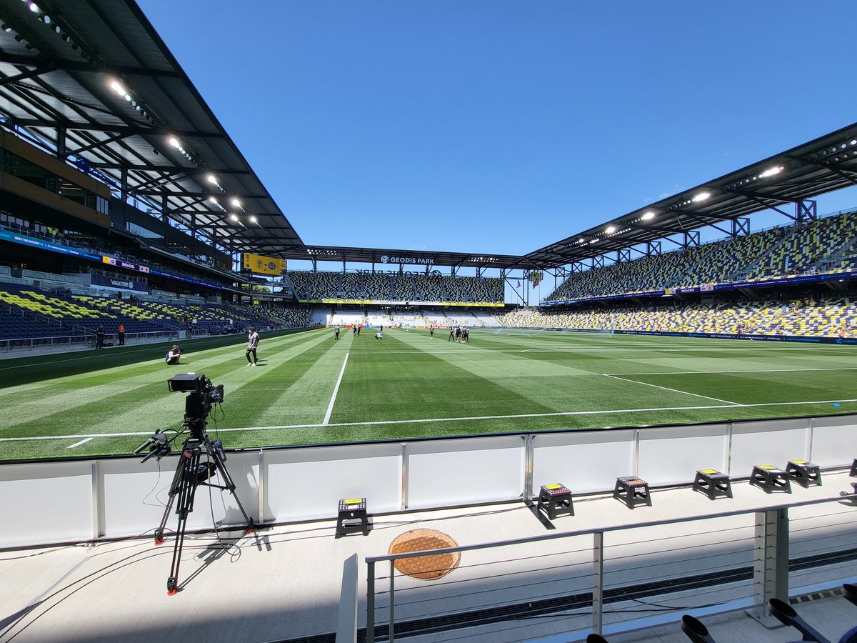RuffinJD's tweet photo. It was awesome getting to see @NashvilleSC play their first match in @GEODISPark today. It is an absolutely beautiful stadium. My favorite part? The awning that gives most everyone shade during the day matches. 😁

Shout-out @montroseagle for letting me use the extra ticket. Lol. https://t.co/hwqPTjO7pl