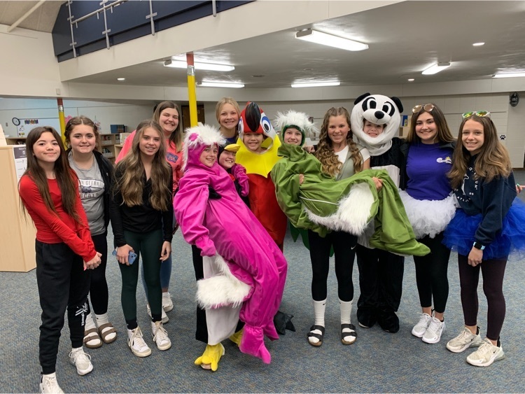CMMS_Bangor's tweet photo. The CMMS Lighthouse/ Leadership team performed a Anti-smoking, healthy choices play “Samatha Skunk” to 1st graders at all 3 elementary schools! Fabulous job! https://t.co/lRtueQx12A