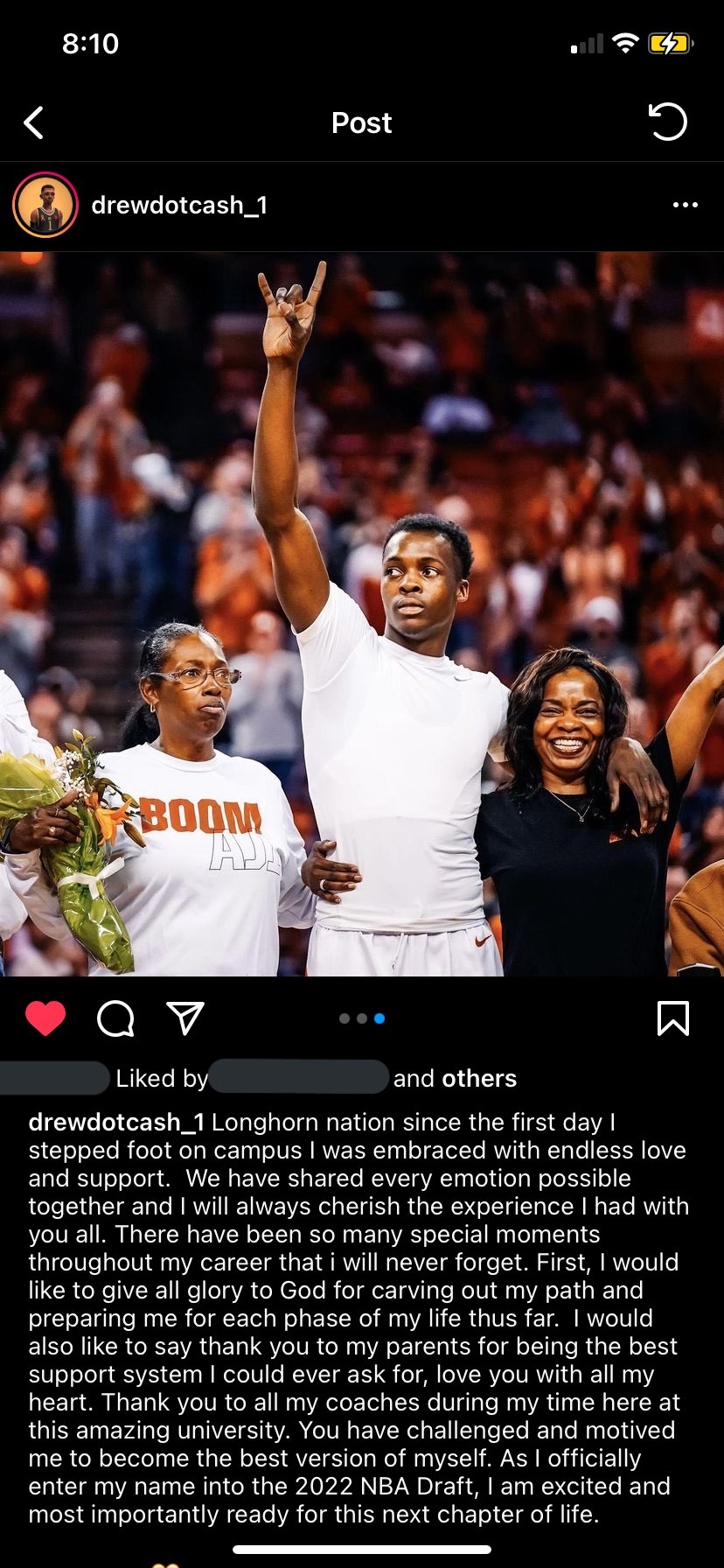 Christina Huang on Twitter "Andrew Jones says goodbye to Texas. He