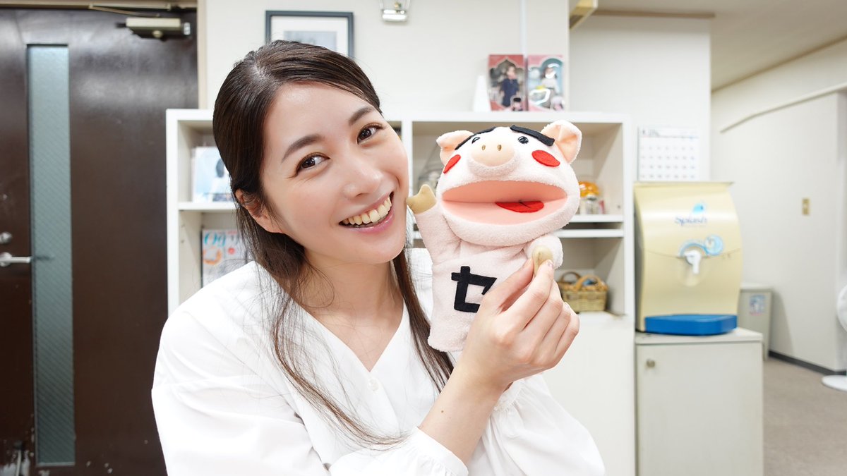 castingselect's tweet photo. 今週は #ブランシェ 所属の #今雪りえ (@IMAYUKI_R )さんにご協力いただいてショート動画を作成しました！
月曜日から金曜日まで毎朝10時投稿です！

オーディション素人とプロの違い【引っ張られる】 https://t.co/Wd9EgQk5P6
#しばいばか https://t.co/G0JSSYbcTj