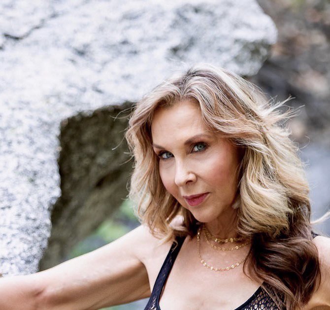 Full #photo on my #instagram - you know you wanna see it!  Come on and follow me there for all the fun<a href="/tag/photo"class="tags">#photo</a><a href="/tag/instagram"class="tags">#instagram</a><a href="/tag/photooftheday"class="tags"><span>#photooftheday</span></a><a href="/tag/thatthat"class="tags"><span>#thatthat</span></a>