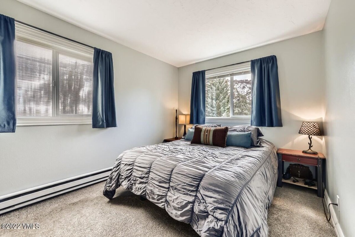 YourVailHome's tweet photo. This listing went under contract pretty quickly and it's no surprise given the stunning transformation this Sunridge condo has undergone where every inch has been upgraded. Check it out, it's beautiful!
https://t.co/HvTWXYI9Xx https://t.co/FMkfrumKXp