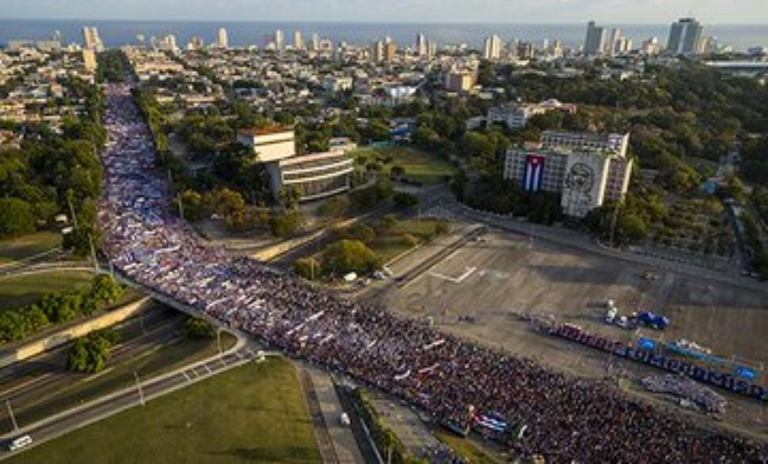 INTERCOMUNISTA's tweet image. 