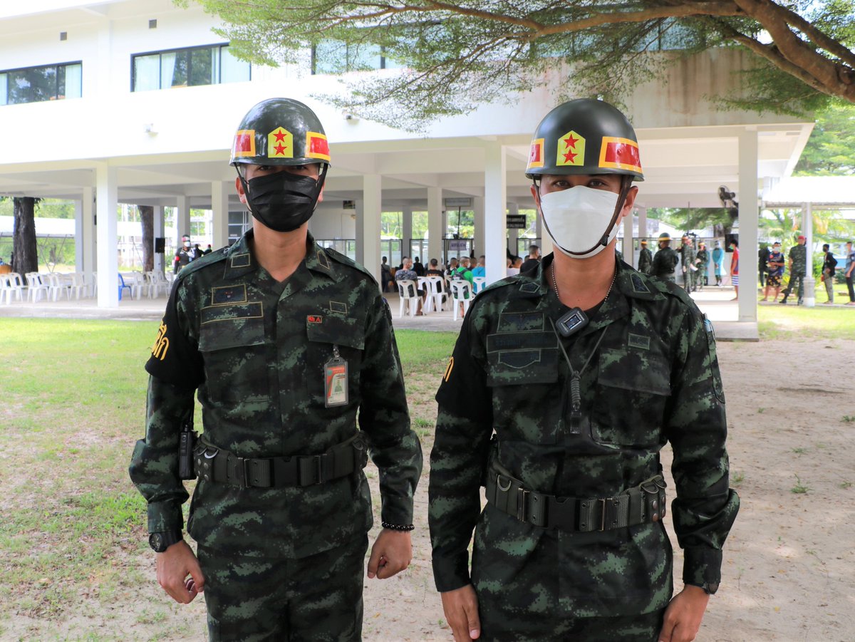Army4PR's tweet photo. กองทัพภาคที่4 รับน้องคนเล็กของกองทัพบก ยืนยันถึงความเชื่อมั่นแก่ตัวน้องทหารกองประจำการรวมถึงครอบครัวและญาติ ในทุกกระบวนการ ทุกหน่วย พร้อมดูแลและอำนวยความสะดวกแก่ทหารกองประจำการผลัด 1/2565 ซึ่งเป็นไปตามนโยบาย กองทัพบก
👉คลิกเพื่อรับชมคลิป : https://t.co/0j7r6QkSgJ

#กองทัพภาคที่4 https://t.co/6Nsr3VkvX9