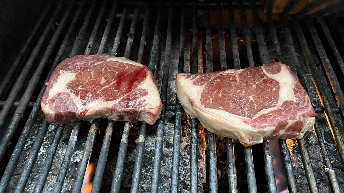 Got some <a href="/KellyGarrett75/">Kelly Garrett</a> Land &amp; Cattle Ribeyes going. #sexy