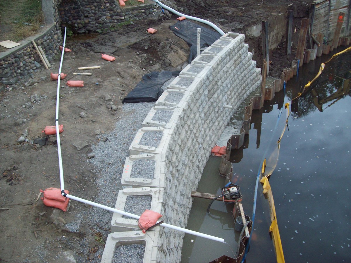 Geofabrics_Aust's tweet photo. Create a look like no other with Verti-Block.

Check out the case study to see why city officials chose
#vertiblock as the solution for this unique retaining wall: https://t.co/FNGWwxb8W2 https://t.co/tZH1mO35JX