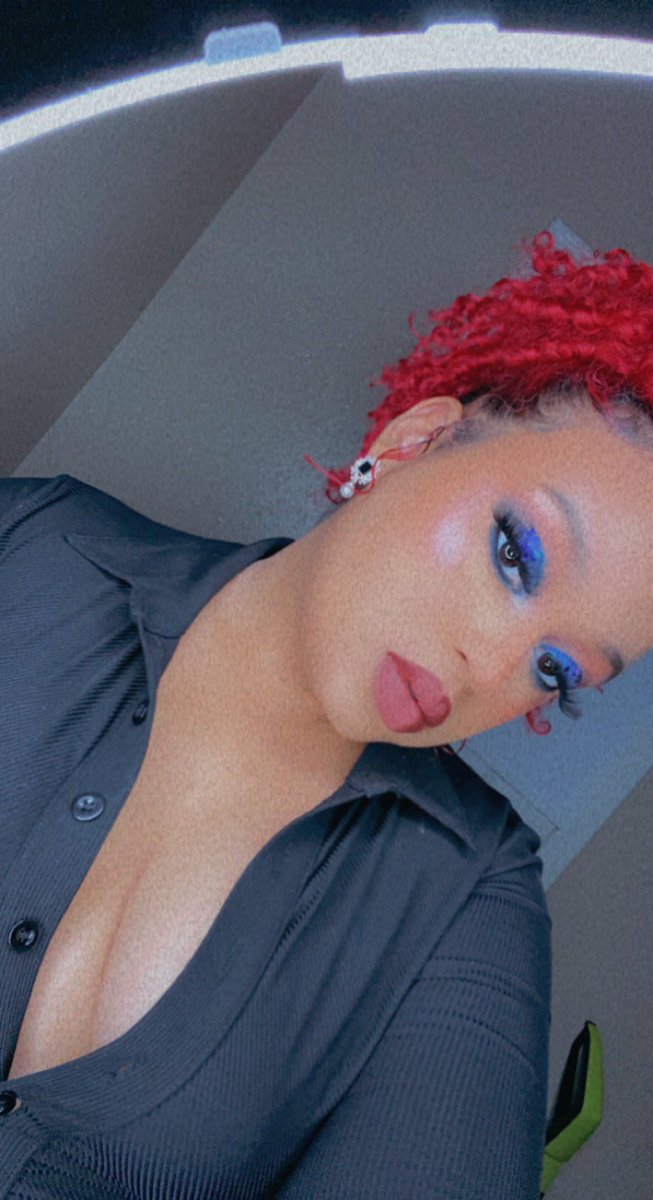 918tmp's tweet image. Here’s the latest looks I’ve done.. Care to see them? 🥺