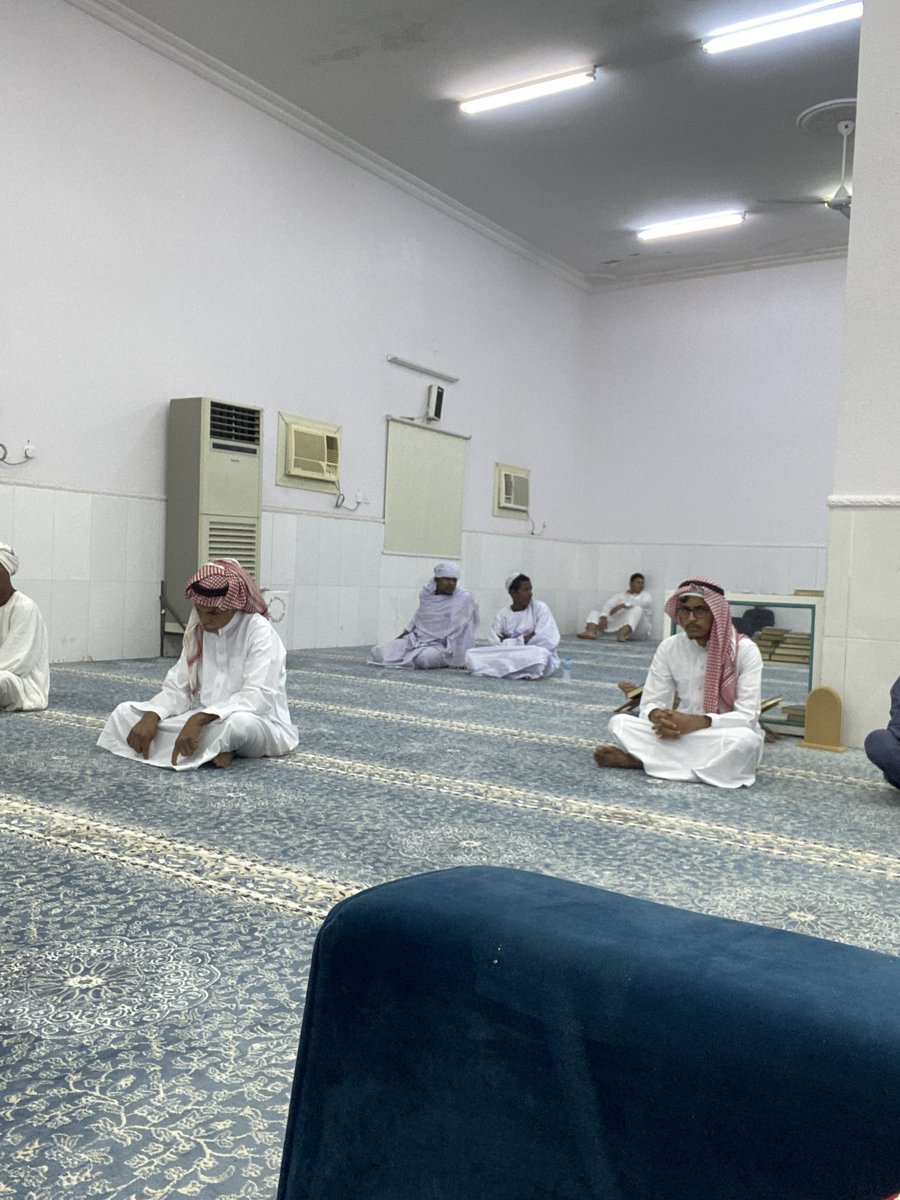 gwaset's tweet photo. إقامة صلاة عيد الفطر المبارك في جامع واسط #عيد_الفطر_المبارك #عيدكم_مبارك https://t.co/2r3rGbFYjv