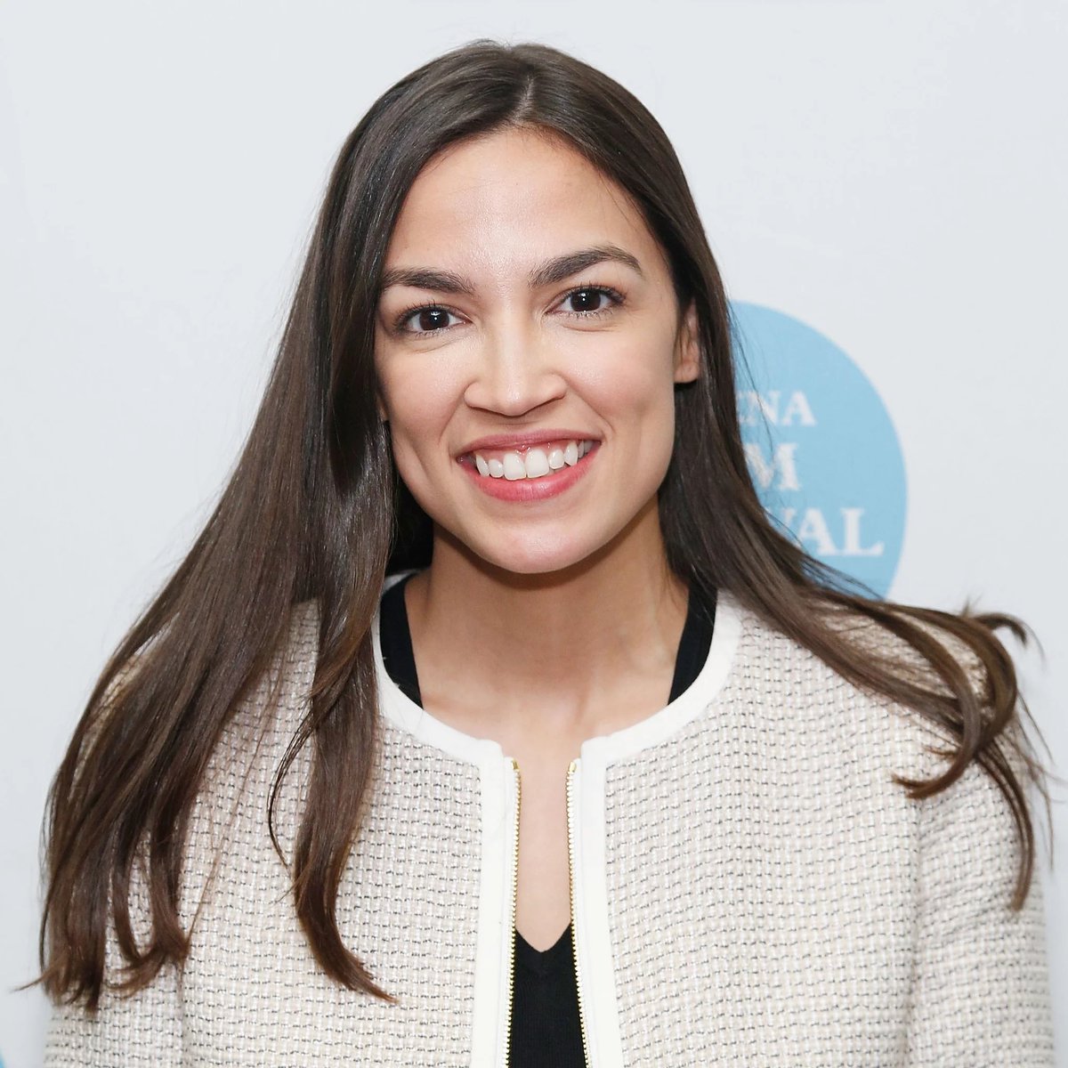 im_mr_aoc's tweet photo. Someday I’ll wish upon a star and wake up with the world far behind me, and there you’ll be my AOC #trumpwarrior #MrAoC #teannattrump #ivankatrump #tiffanytoo #barontrump #liberalmedia #realnews #truthsocial #truthwarrior #lies #democratsnotwelcome #makelovenotpolitics https://t.co/7a69rhZQCr