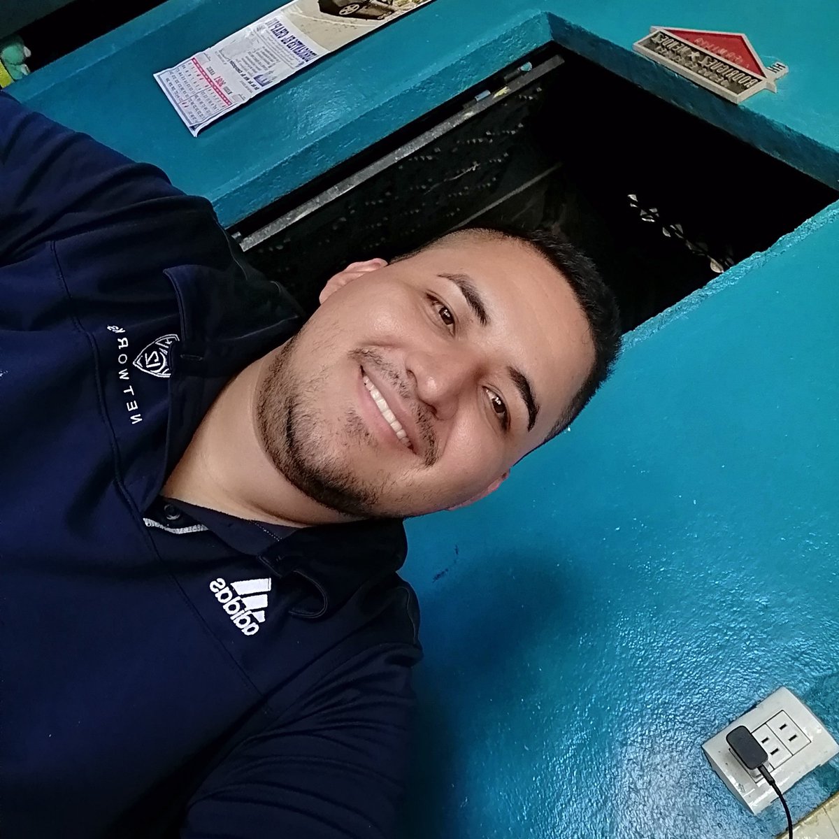 MendezID's tweet photo. #NuevaFotoDePerfil https://t.co/sYcDMEn6oP
