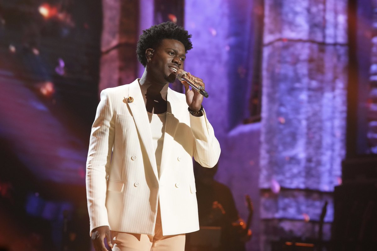 TOP 7!!!! THANK YOU TO EVERY SINGLE PERSON THAT HAS SENT KIND MESSAGES AND LOVE TO ME!! I TRULY  THANK GOD FOR THIS EXPERIENCE! ❤️❤️ #Americanidol