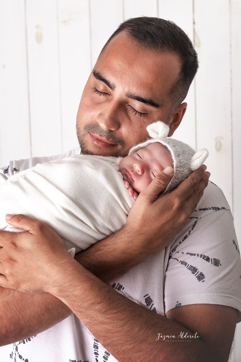 ferabregu36's tweet photo. Mi princesa Isabella ❤️
Además de ser mi hija, eres mi pequeña princesita, mi reina para mí eres el regalo más hermoso que dios me pudo dar y espero que la vida me permita estar siempre contigo... https://t.co/tBSuJCaz02