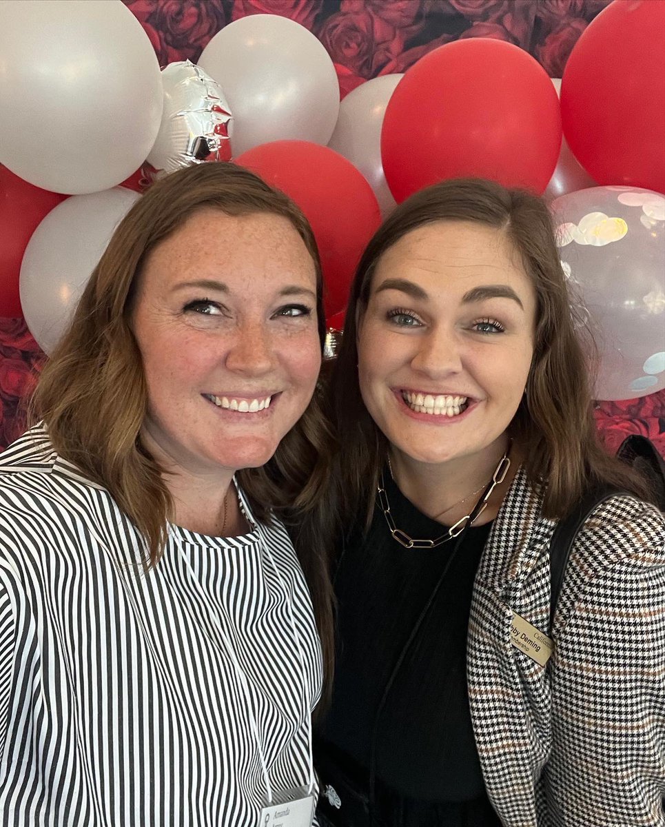 MissDeming7's tweet image. Presenting at a convention is great. Presenting at a convention one of your favorite people is also presenting at us even better. ♥️🌹#kappabeta #DKGCACON22 @AmandaArrey