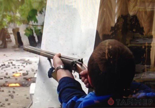 55Bellechasse's tweet photo. Le 2 mai 2014, une tragédie a eu lieu à Odessa
48 civils ont été brûlés vifs et achevés

Personne n'a été puni, l'enquête / massacre n'a JAMAIS été menée.
Contrairement aux meurtres de Bucha, la tragédie d'Odessa a été capturée sur vidéo et photos, il y a bcp de témoins

@YvesPDB https://t.co/G4DgaErGgh