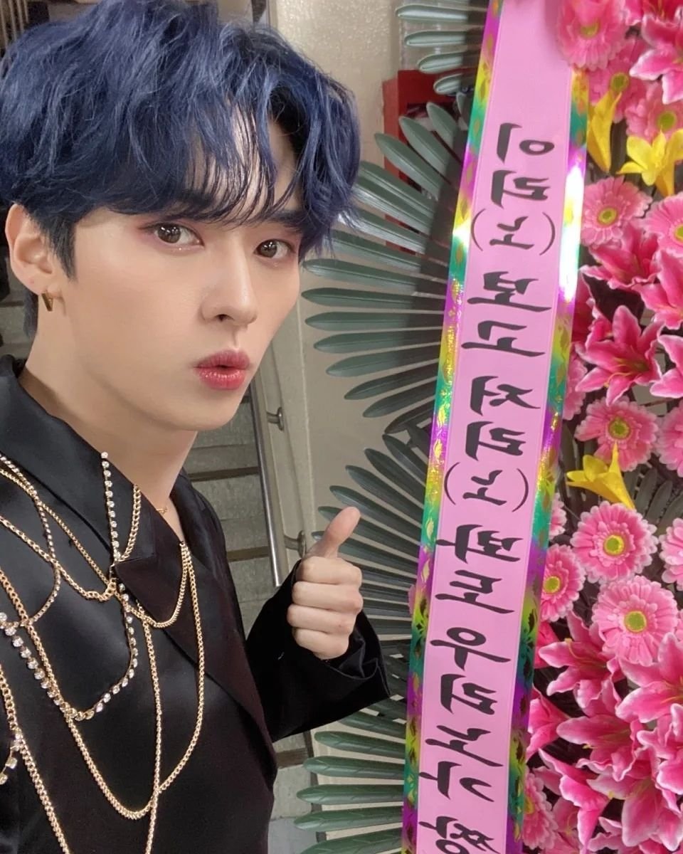 LeeKnowMexico's tweet photo. 📷 Actualización de #LeeKnow 

"Lo disfruté y pasé un gran momento!!!!
#LeeKnowIsCute #STAY #Concert  #MANIAC #ThankYouMuCore"

🖇️ https://t.co/rXoHRUcBea

@Stray_Kids #StrayKids 
#스트레이키즈 #スキズ #STAY
⚓ https://t.co/aUftz9W68I