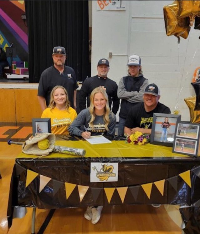Very excited to welcome athletic P/OF Regan McDaniel from Mountain Home HS to the Warrior Softball Family! We’re lucky to have you Regan! #dubsup #tigertowarrior