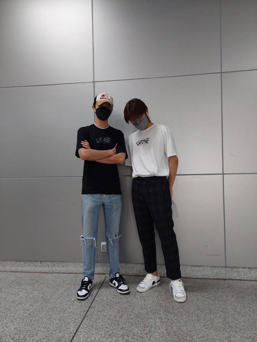 bunika537080's tweet photo. ผลข้างเคียงของการฉีดวัคซีนค่ะ https://t.co/taOI50nLTt