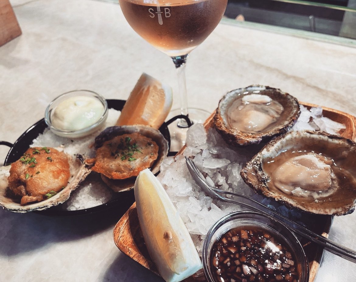 Fortant_FR's tweet photo. 100% esprit Fortant  ! 
#maisonfortant #fortantdefrance #rosewine #rosé #tastepaysdoc #paysdocigp #vin #wine https://t.co/tuLBX4kDZr