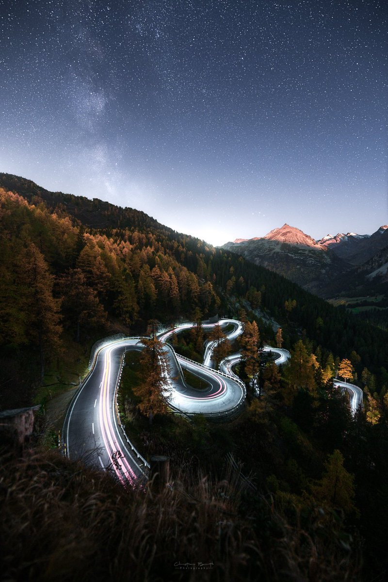 chrisburth_'s tweet photo. GM friends of photography 🤗

Let's get on the road to our dreams.
Happy new week 💫 https://t.co/d9OCav4aHQ