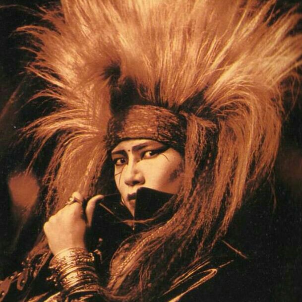 SMDMH2's tweet photo. あの日からもう24年… まだ24年…

世の中は少しずつですが、落ち着きを取り戻そうとしてきています。
もう少し静かになれば、また大きな賑やかな場所でアナタに会いたいですね。
その日を待ち遠しく思います。

#春に会いましょう
#hide #XJAPAN #hidewithSpreadBeaver https://t.co/VMaGkrUfq6