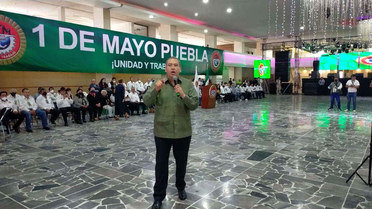 urbeconomica's tweet photo. FTP-CTM #Puebla conmemora #DiaDelTrabajo  https://t.co/rRD2Gusiu5 https://t.co/MkjoTJCpxS