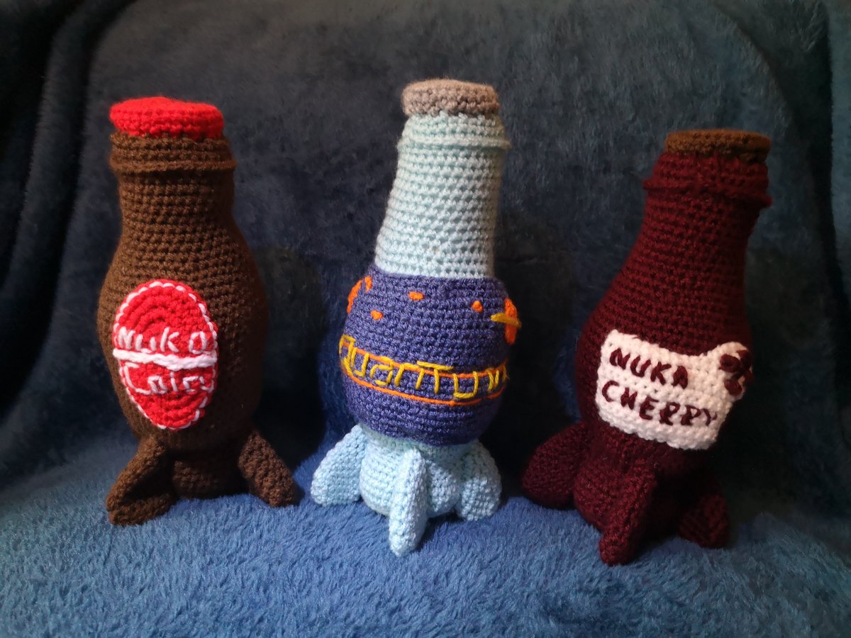 I had a go at crocheting some fallout nuka cola,nuka quantum and nuka cherry bottles. #Fallout #nukacola #nukaquantum #nukacherry #handmade #amigurumi #crochet