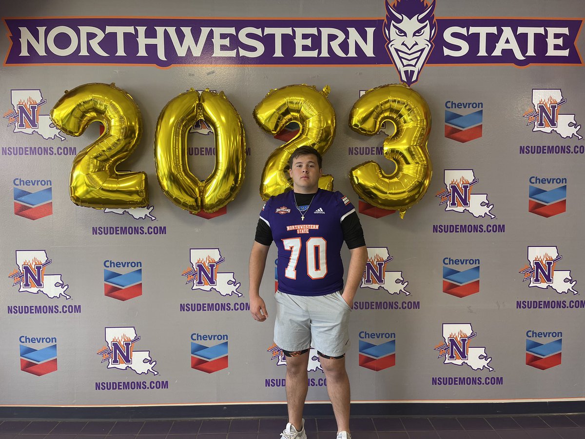 Blessed to receive my first D1 offer to Northwestern State. Thanks to the coaching staff and everyone that helped make this possible. @abseckbhfb <a href="/NSUDemonsFB/">NSU Football</a>