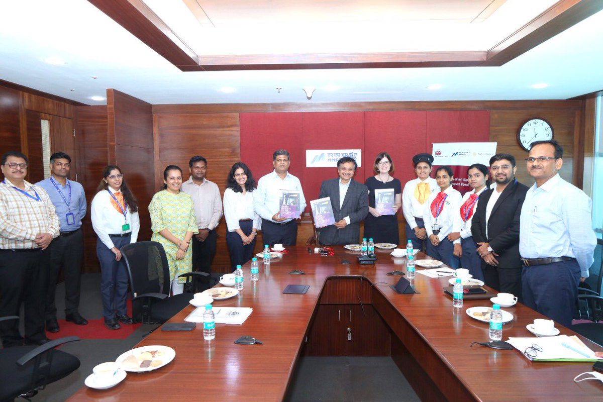 tanushreevenkat's tweet photo. Launched Today: Our cities are designed largely by men and for able-bodied men. @WRICitiesIndia’s #GenderInclusiveFutureTransport with @UKinMumbai and @MMRDAOfficial presents an opportunity to look how women travel and incorporate their needs in the system. #Mumbai #GIFT https://t.co/d0gX4VEgJL