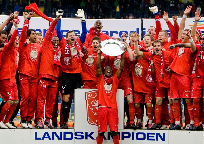 Robin_Lamberink's tweet photo. Wat was het een mooie dag ! #VanOns #FCTwente #Kampioen https://t.co/oRrKfN8p1d
