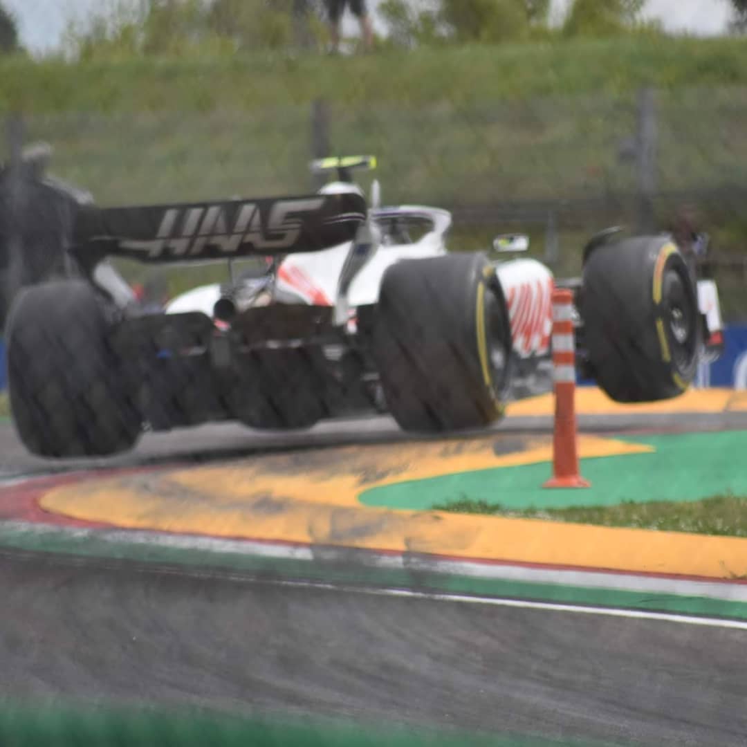 benh5's tweet photo. If @SchumacherMick says he had all 4 wheels on track at all times he's fibbing 😀 Verstappens 'conservative' with 3 wheels up,Hamilton + Leclerc barely get take off with two 😂 We walked from Acqua Minerale down to near Rivazza during FP3 and the views and speed were sensational! https://t.co/U9eVgG6ieZ