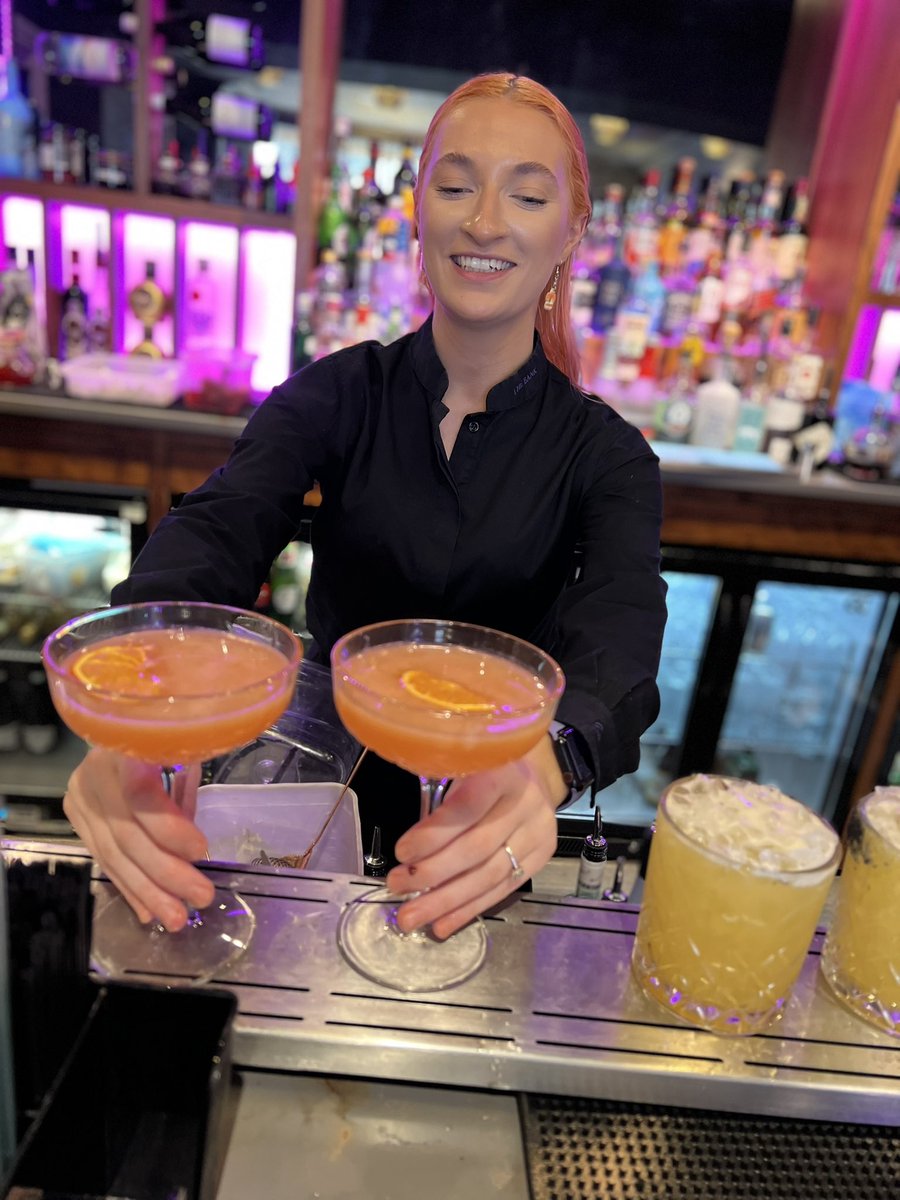 62 The Bank & Bar 62 tweet media