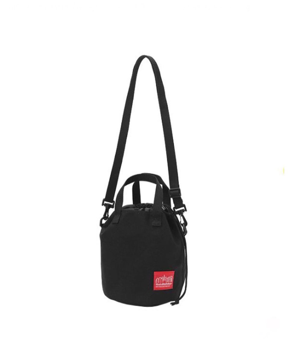 mp_namba's tweet photo. 【Iona Island Shoulder Bag】
Number:MP1423
Color: Black
Price: ¥5,940(tax in)
Size: 幅17×高さ21×マチ17cm

【Short Sleeve Print T-Shirt (Women’s)】
Number:#MP-L087
Color: Charcoal
Price:¥6,380(tax in)
Size: FREE

#manhattanportage #なんばパークス 

@parks_official https://t.co/xDFKtzaVqX