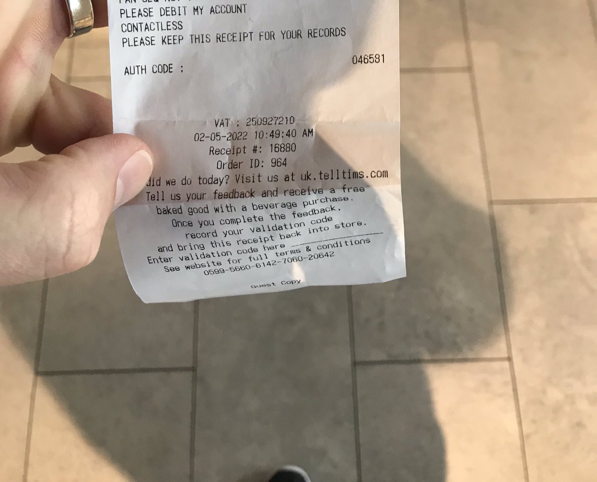 patyates's tweet photo. @timhortonsuk but the biggest thing was to still let people order food when there was about 40 people waiting still for there orders.2/2 #notagoodlook #tellpeoplewhatisgoingon https://t.co/mCyMbVG68x