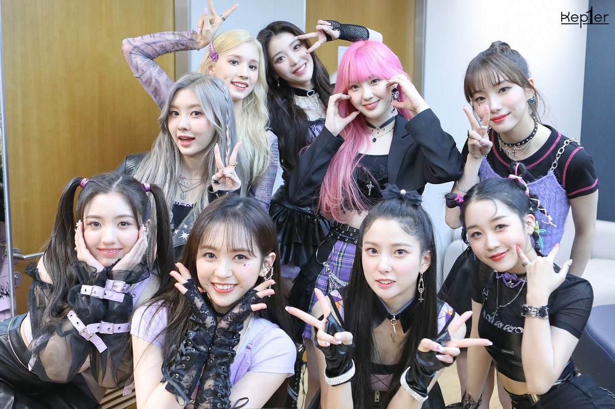 หึ้ยยยน้องเครปเก่งอ่า ภูมิจัยในตัวพวกเธอมากๆๆๆๆ
KEP1ER FIRST ROTY
#Kep1er1stROTY
#케플러_첫번째_ROTY
<a href="/official_kep1er/">Kep1er</a>