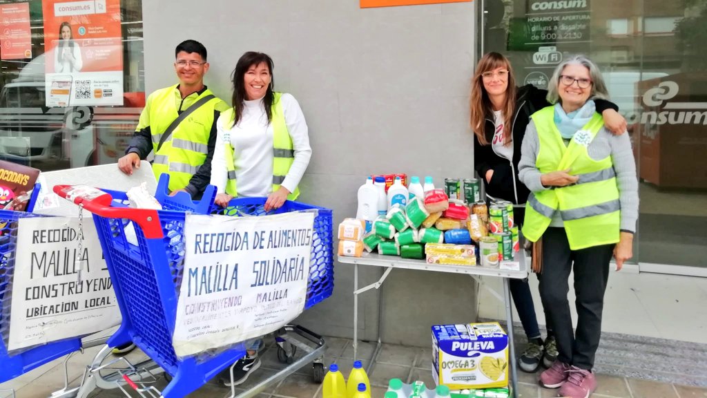 Malilla Solidària 🍅 un dia més estenent el suport mutu i la solidaritat en el barri ✨ Fem créixer les estructures populars per construir comunitat en lluita 💥
