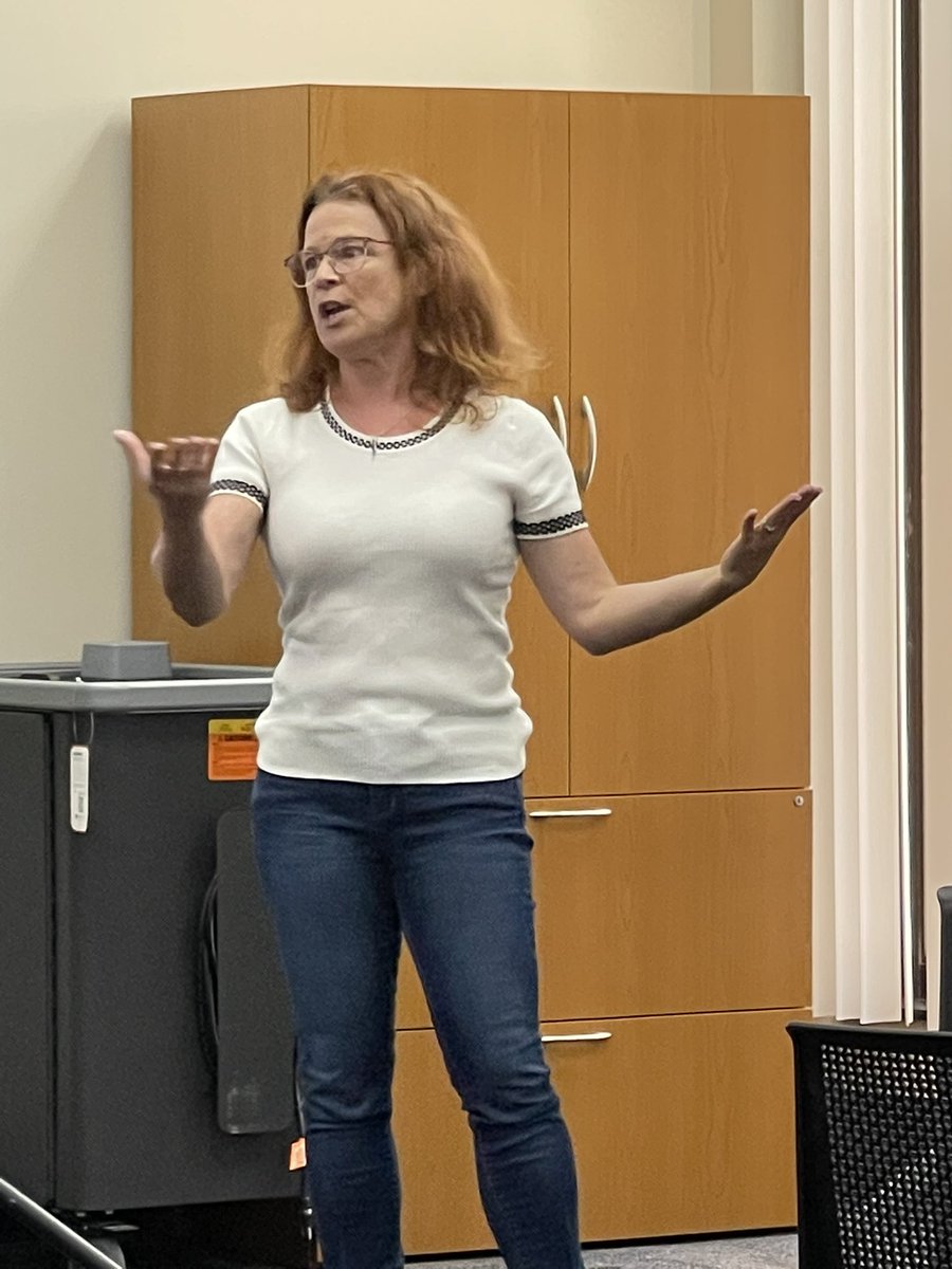 profandygold's tweet photo. Learning from others is inspiring, & keeps you humble. I am fortunate because I get to do this everyday, like last Saturday at the @HCCFL @InLabatHCC @IVMFSyracuseU #StriveForVets training (39 strong). Amazing! https://t.co/x5Avze5GAI