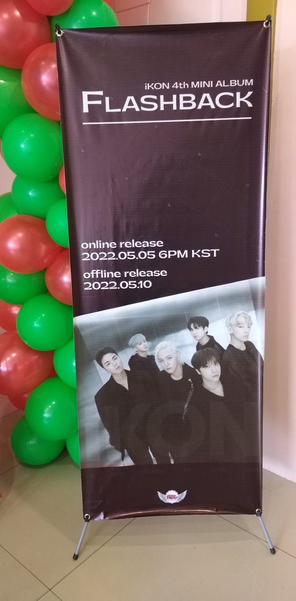 itslorine's tweet photo. Mag comeback na ang iKON, so mag comeback napud akong pagka-joiner sa CSE 😊 thanks @iKONDavao and @juicecubiph ❤️❤️ cuties ang surprise gift/freebies 💛💛 https://t.co/R8jVmwy2Wx