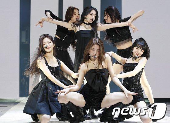 LESSERAFIM PICS's tweet -