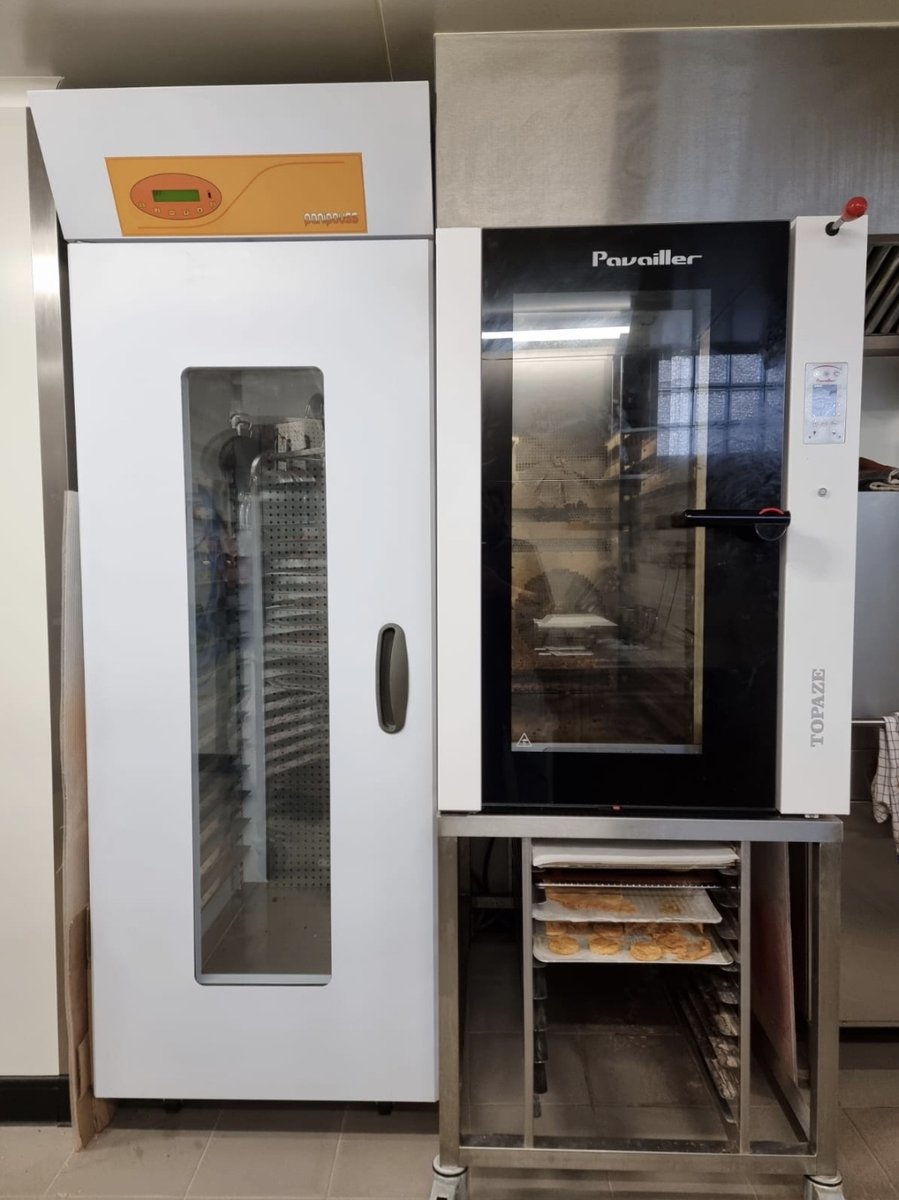 GroupementGasel's tweet image. Notre Associé, la société #BIZERN a fourni et mis en place le matériel pour une nouvelle pâtisserie à FONT-ROMEU, station des Pyrénées Orientales.🥐

Les équipes ont privilégié des Fournisseurs Gasel pour ce projet comme #Isotech, #Tournus ou encore #Dagard. 

#Installateur