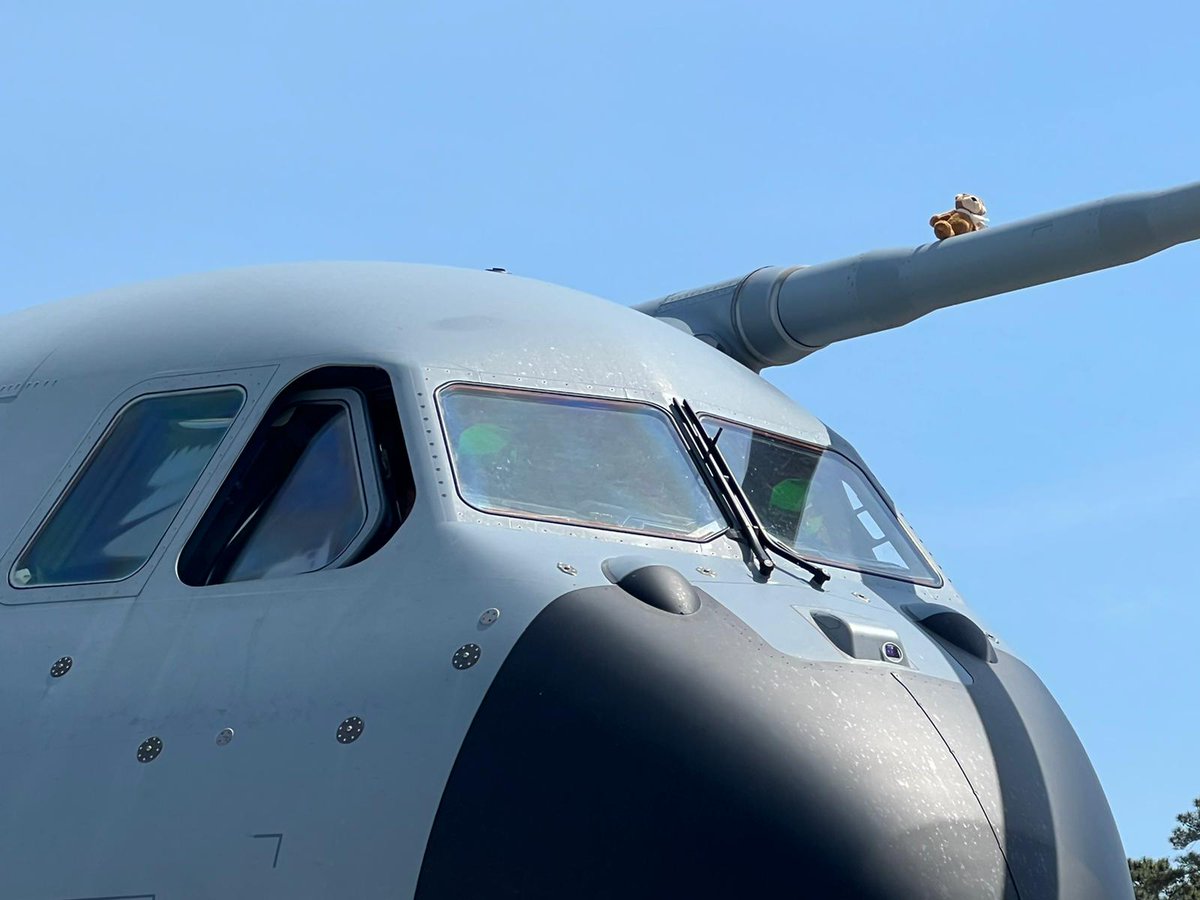 ArchieAvgeek's tweet image. Forget “where’s Wally” we have a new game..”where’s Archie”. Let’s just hope somebody spots me before take off!