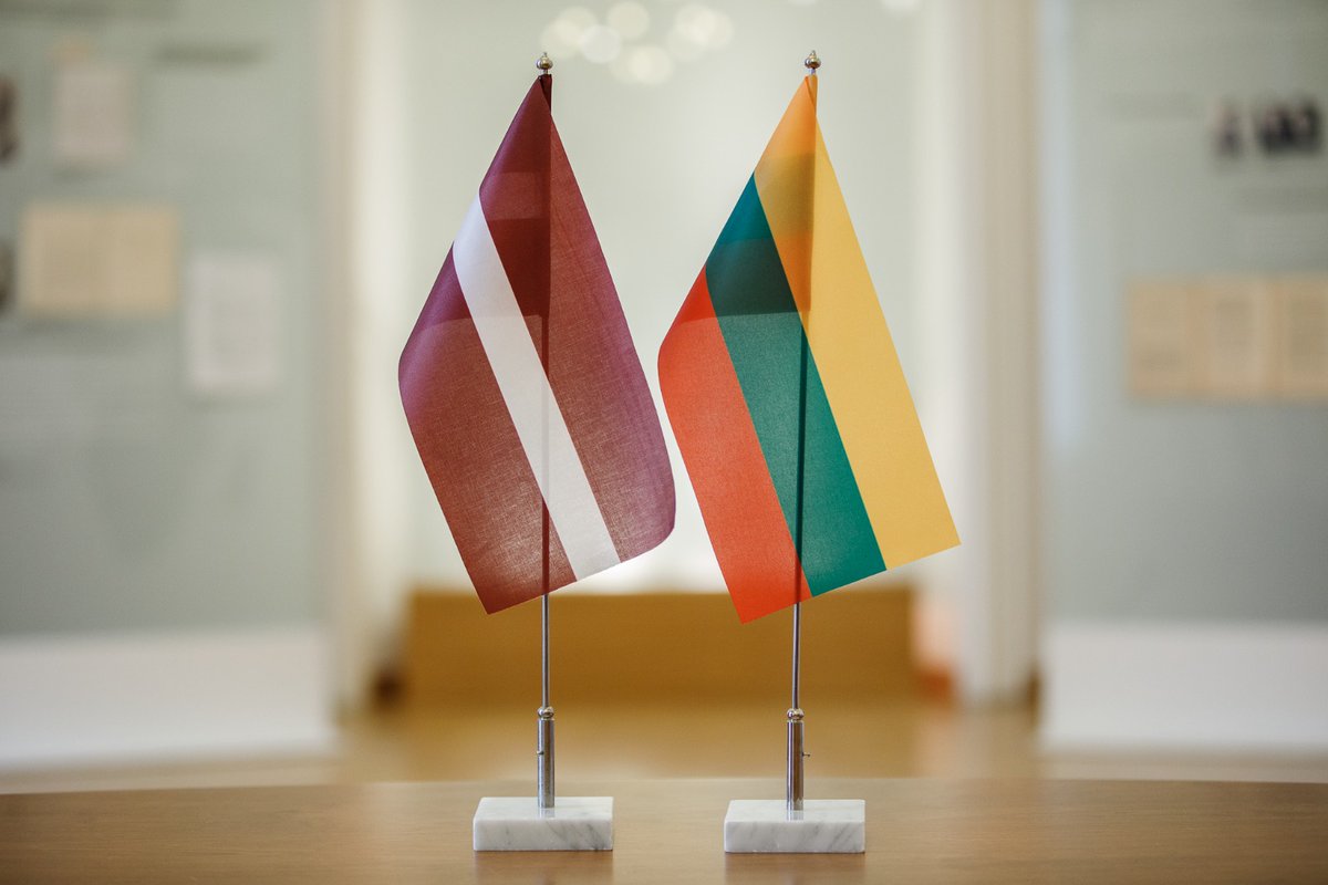 📣 Izsludināta pieteikšanās Latvijas un Lietuvas Ārlietu ministriju Baltu balvai 🇱🇻🇱🇹 
Balvai var nominēt gan atsevišķas personas, gan institūcijas.
📬 Termiņš pieteikumu iesniegšanai – 3️⃣0️⃣. jūnijs.
Plašāka informācija 👉 mfa.gov.lv/lv/jaunums/izs…