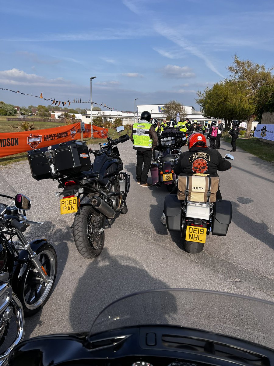 iiiRiversHOG's tweet image. Great weekend away at The Bridgwater chapter’s cider rally at @Pontins Sand Bay. Fantastic seeing so many people together and so many bikes. #harleydavidson #biker #chapterlife #HOG #bridgwater