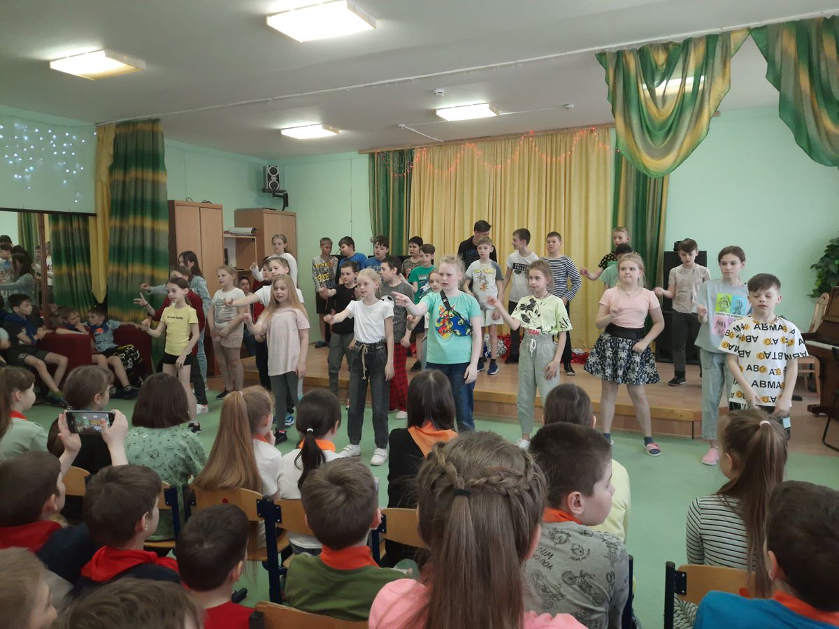 mz_reshma's tweet photo. Закончилась смена "Юный эколог" в детском отделении МЦ "Решма", ч. 1.
Прощальный концерт https://t.co/CPnUh7wlCe