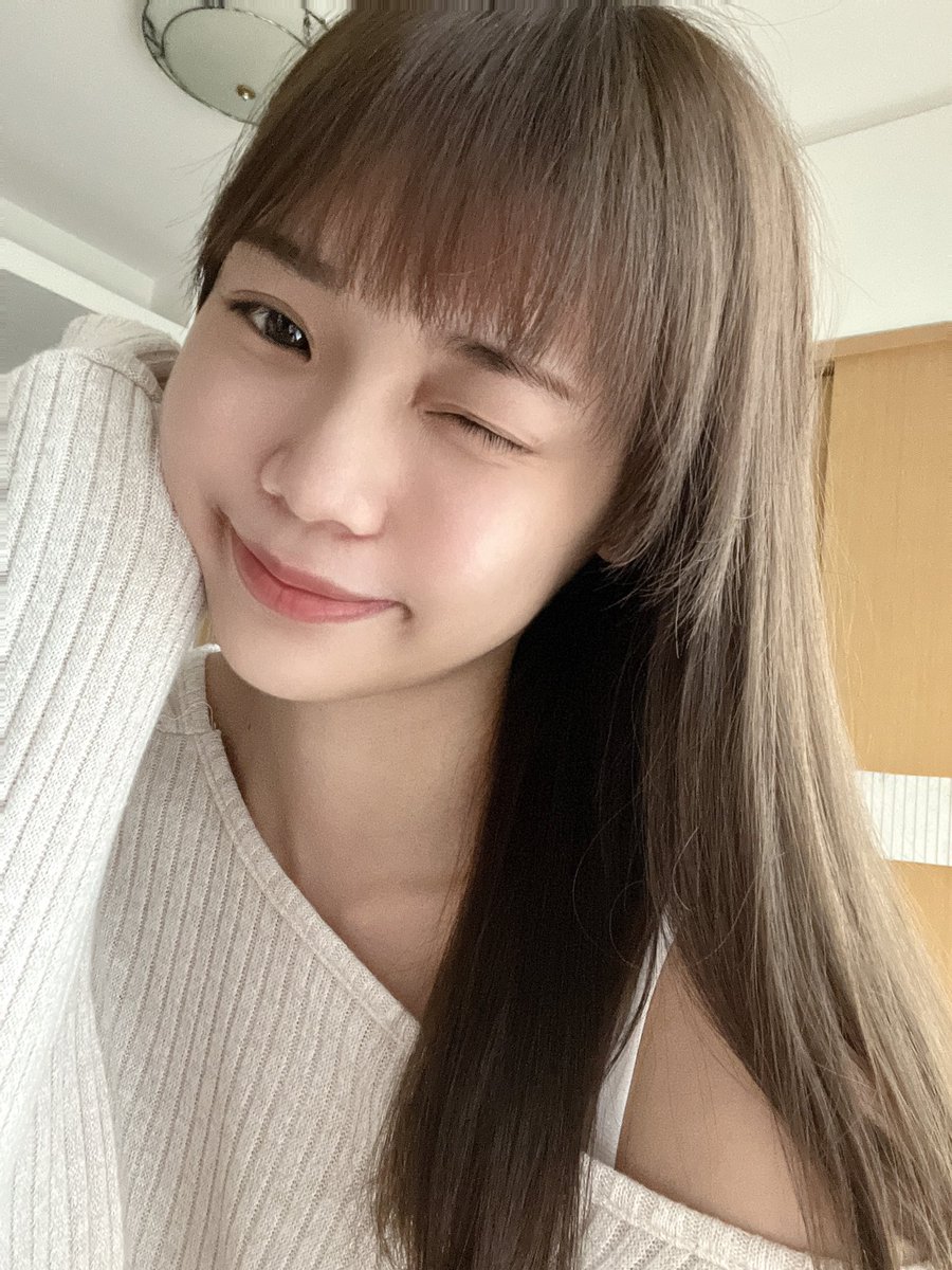 Elena 只一 tweet media